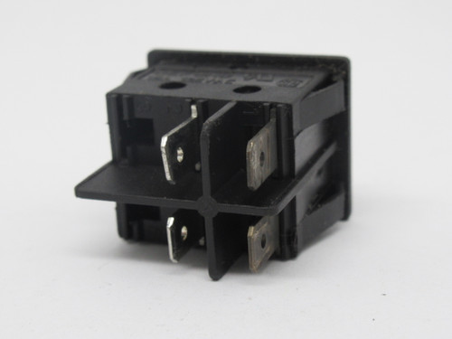 Defond DRH-2115-0 Multi Circuit Rocker Switch 16(8)A@250VAC 15A@125VAC USED