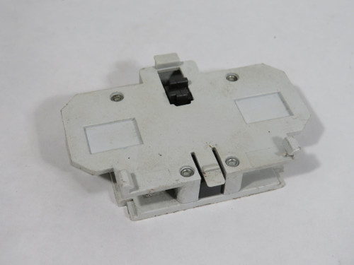 Cutler-Hammer C320KGS4 Auxiliary Contact Side Mount 690V 10A 2NO USED