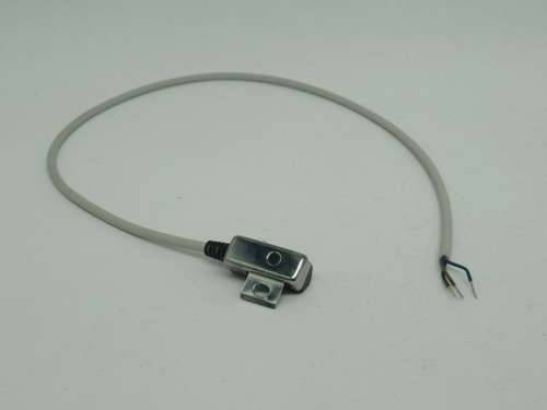 SMC D-F5P Solid State Auto Switch 3-Wire PNP 10mA 0.5m Length USED