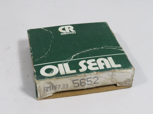 Chicago Rawhide 5652 Oil Seal 0.563" ID 1.124" OD 0.25" W SHELF WEAR NEW