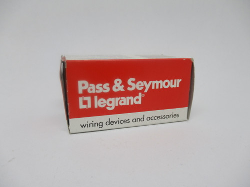 Pass & Seymour Legrand PSL515-C Turnlok Connector 15A 125V 2P 3W NEW