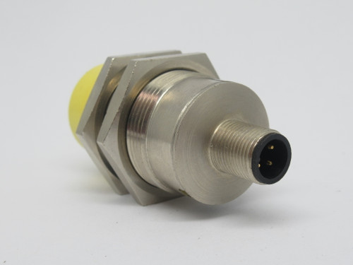 Wenglor IC15UB3 Proximity Sensor 10-30VDC 400mA 15mm Range USED