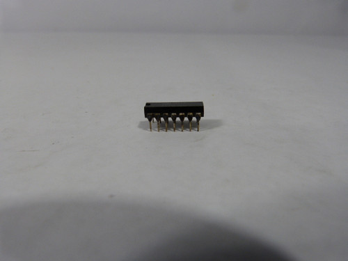 Texas Instruments SN74L30N Plastic Dipped 14 Pin Integrated Circuit USED