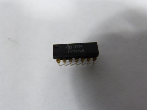 Texas Instruments SN74L02N Plastic Dipped 14 Pin Integrated Circuit USED