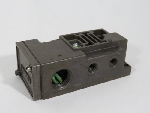 Numatics 203-437 Solenoid Valve Manifold Base 1/8" NPT Standard Plug USED