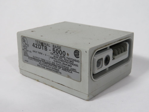Electronics Corporation 42DTB-5000 Photoswitch Base 22-28VDC COSMETIC WEAR USED