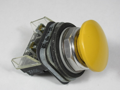 Allen-Bradley 800T-D9D2 Series T Push Button Yellow Mushroom Head 1NC USED
