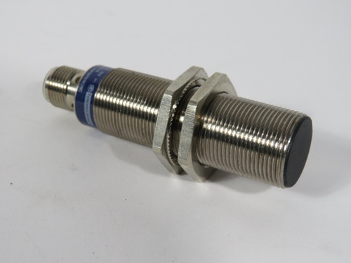 Telemecanique XS1M18KP340D Proximity Sensor 12-24VDC 200mA 5mm SHELF WEAR NOP