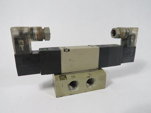 CKD 4KB240-L Solenoid Valve Assembly 110V 0.2-0.7MPa 1/4" NPT USED