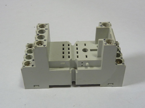 Carlo Gavazzi ZMI-15/2N Relay Socket 12A 300VAC 14pin USED