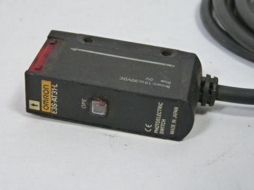 Omron E3S-AT31-L Photoelectric Emitter USED