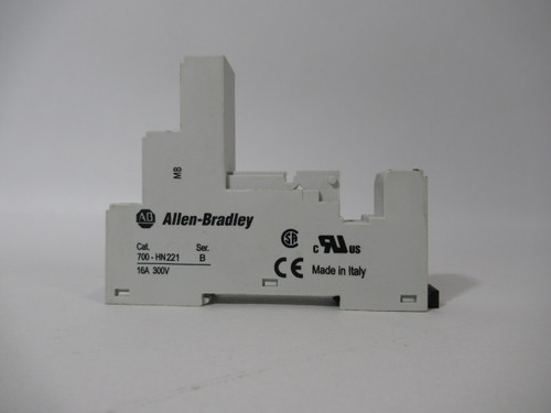 Allen-Bradley 700-HN221 Relay Socket Series B 16A 300V Missing Clip USED
