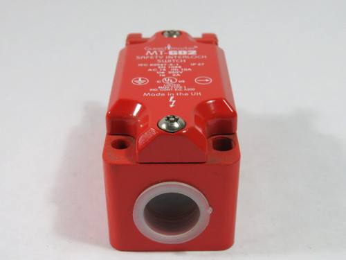 Allen-Bradley Ser B Safety Switch W/O Head 10A 250V 1NO 3NC 1/2" NPT USED