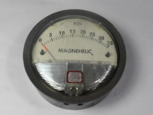 Dwyer 2000-35KPA Pressure Gauge USED