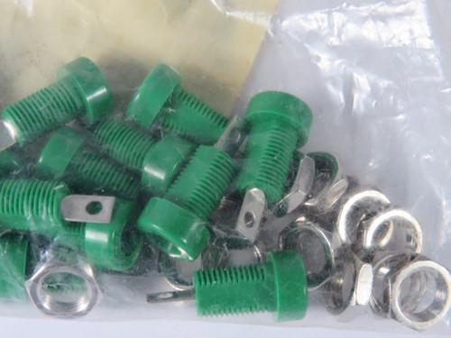 Johnson Connectivity 108-0904-001 Solder Banana Jack 15A Grn Lot Of 24 ! NWB !