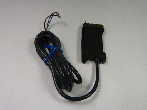 Omron E3X-DA11 Photoelectric Sensor Red LED 2M USED