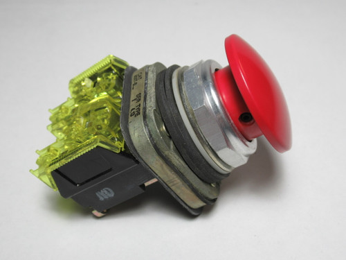 Allen-Bradley 800TC-D6D4S Series T Push Button Red Mushroom 1NCLB USED