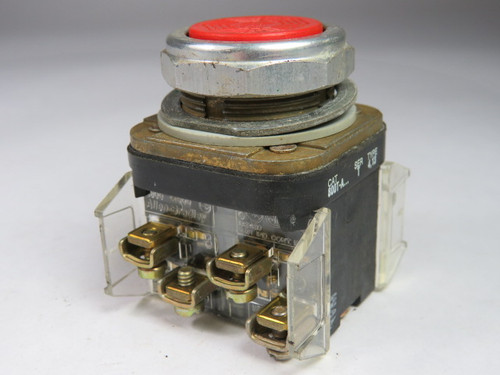 Allen-Bradley 800T-A6B Push Button Red Flush Head 2NO 2NC USED