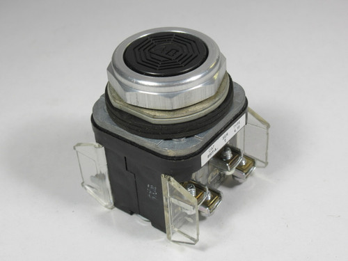 Allen-Bradley 800T-A2B Series T Push Button 2NO 2NC Black Flush Head USED