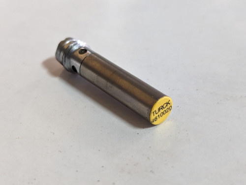 Turck 4610020 BI2-EH6.5K-AP6X-V1131 Inductive Sensor 10-30VDC PNP 2mm Range USED