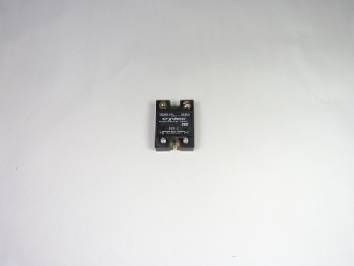 Crydom D2D12 Solid State Relay 200VDC 12 Amp MISSING ONE SCREW USED