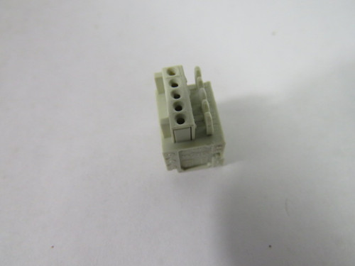Wago 733-105 Female Terminal Block Plug 2.5mm 5-Pos USED