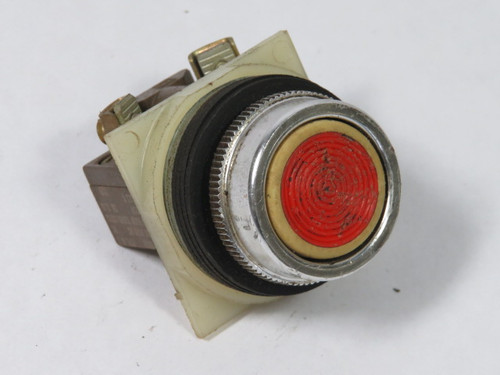 Square D 9001-KR1RH6 Old Style Push Button 6A 720V 1NC Red Flush USED