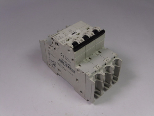 Siemens 5SJ4318-7HG41 Circuit Breaker 15Amp 3Pole USED