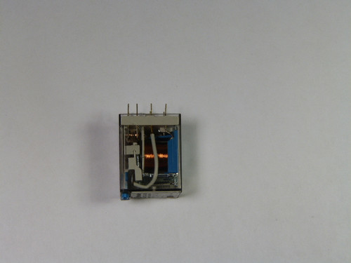 Finder 55.32.9.024.0040 Plug In Relay 24VDC 10A Lockable Test Button  USED
