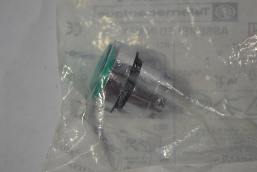 Telemecanique ZB4-BW333 Green Pushbutton Head ! NWB !