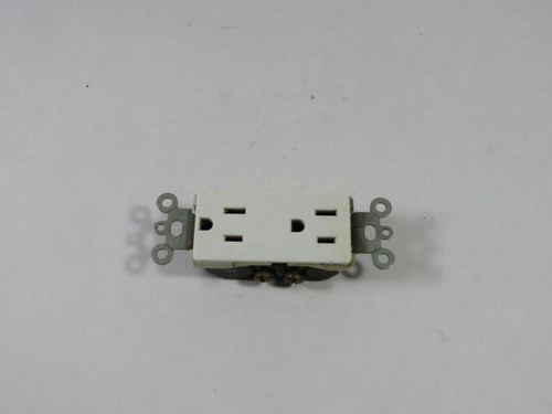 Leviton T5325-W Duplex Receptacle White 15A 125V USED