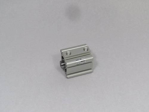 SMC CDQ2B32-20DZ Air Cylinder 32mm Bore 20mm Stroke USED