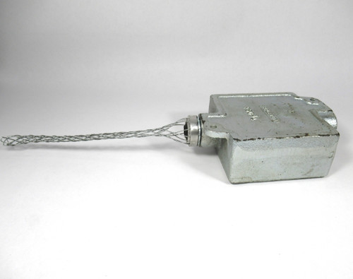 Appleton FSC-2-75 Malleable Cast Iron Conduit Box 3/4" Hub USED