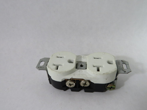 Hubbell 5352-AW White Duplex Receptacle 20A 125V 3W 2P USED