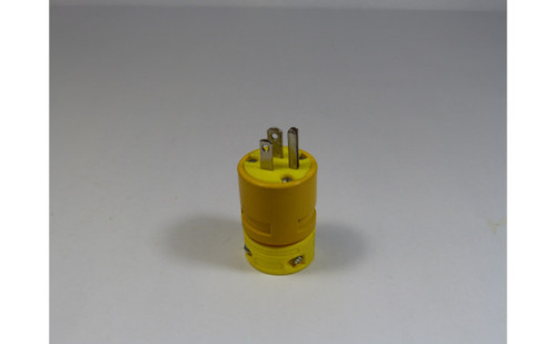 Woodhead 1447 Super-Safe Way Plug 2P 3W 15A 125V USED