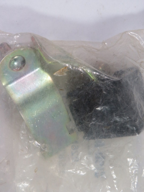 Cush-A-Clamp 026N030 1-5/8" Pipe Clamp ! NEW !