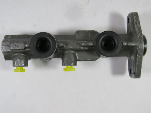 LeBaron 3880490 Master Cylinder USED