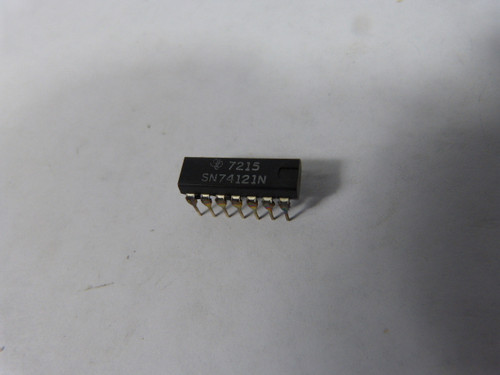 Texas Instruments SN74121N Plastic Dipped 14 Pin Integrated Circuit USED