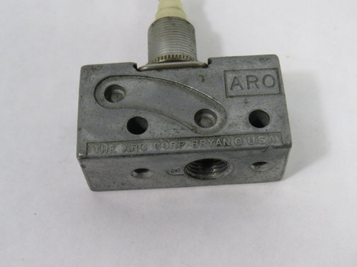 Aro 224-C 3-Way Push Button Valve 1/8" NPT 2 Position No Knob USED