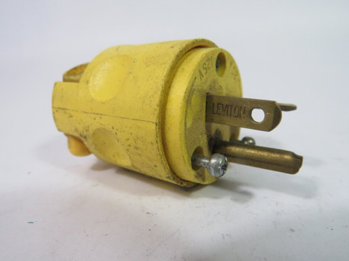 Leviton 520PV Grounding Plug 20A 125V 3W 2P USED