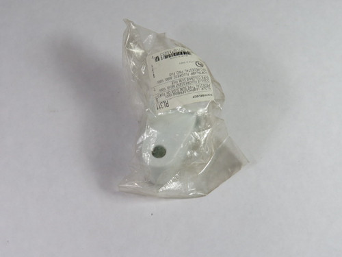 Hubbell RL311 Fluorescent Lamp Holder 1000V 660W NWB
