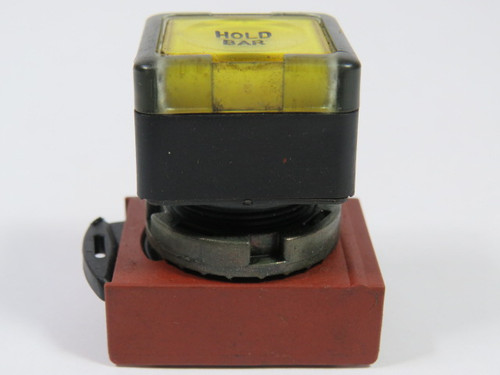 General Electric P9SPLGGD Push Button Illum Yellow Flush "HOLD BAR" USED