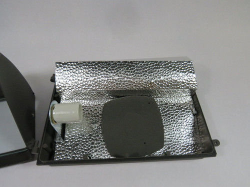 Deluce Lighting HLF-150HSW-C Wall Light 11.5"HX14.25"LX9"W 120/277/347V USED