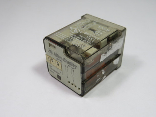 Allen-Bradley 700-HB32A1 Tube Base Relay 120VAC Coil 50/60Hz Series D USED