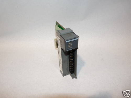 Allen-Bradley 1746-OB8 Series A Output Module USED