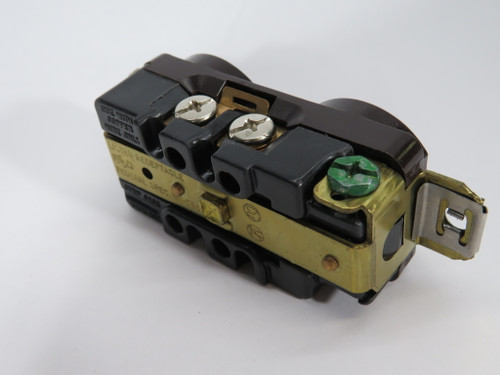 Hubbell 5252 Brown Duplex Receptacle 15A 125V 3W 2P USED