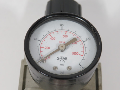 SMC AW40-N04H-Z Modular Filter Regulator 1/2" NPT C/W Winters Gauge USED