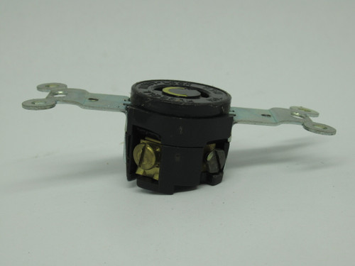 Hubbell HBL4713 Twistlock Receptacle 15A 125V 3W 2P *MISSING SCREWS* USED