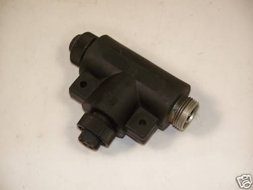 Allen-Bradley T Connector 5P Male - 2 5 Pin Female USED