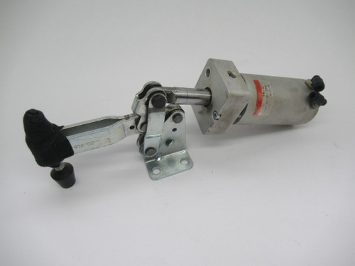 Destaco 810-U Pneumatic Toggle Clamp 600lbf Max Hold 1/8 NPT FADED LABEL USED